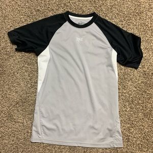 Everlast workout tee